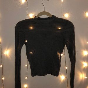 crop top turtle neck